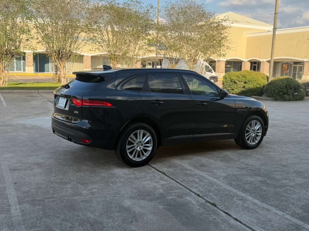 2018 Jaguar F-PACE Image 5