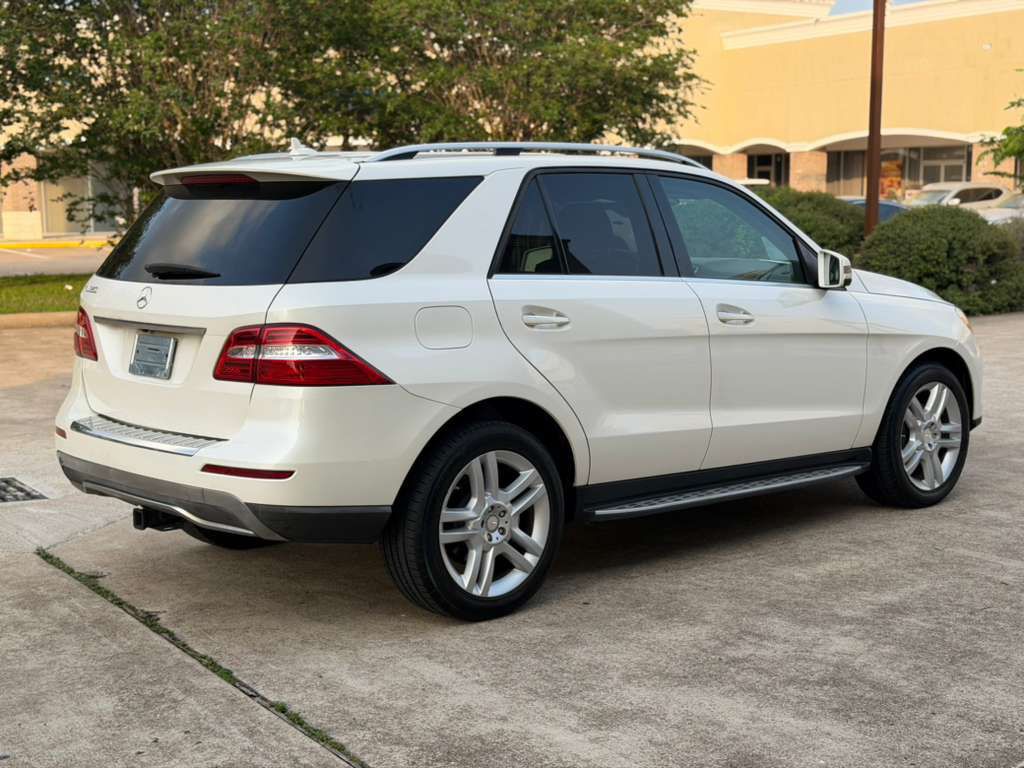 2014 Mercedes-Benz M-Class Image 9