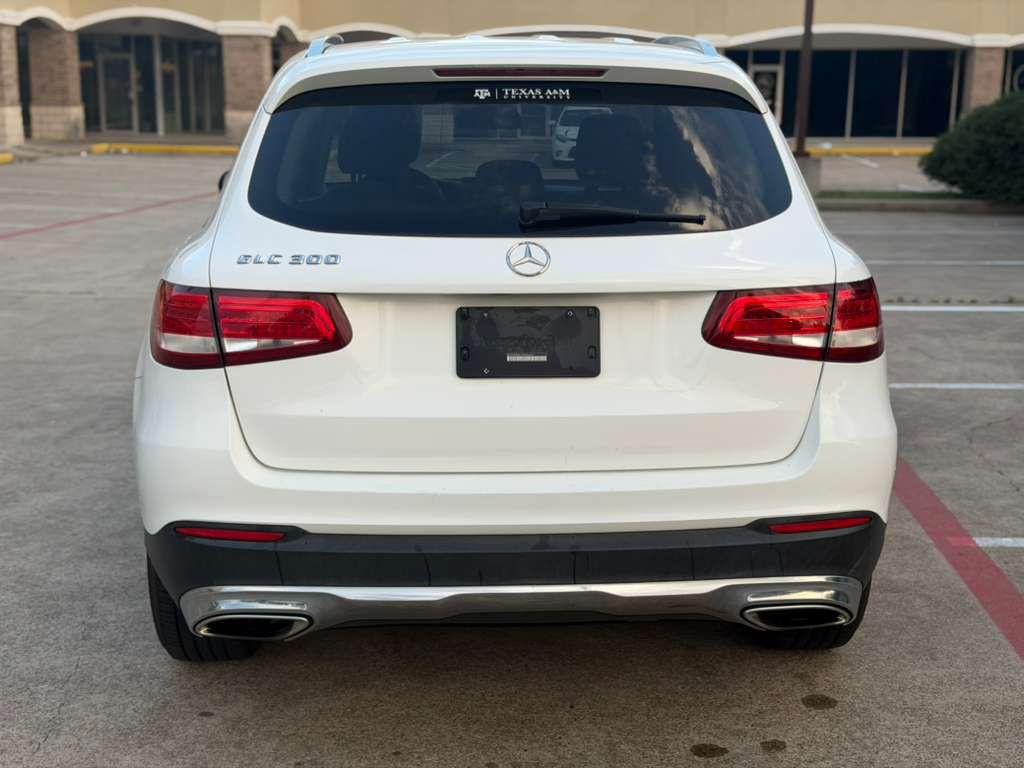 2016 Mercedes-Benz GLC-Class Image 5