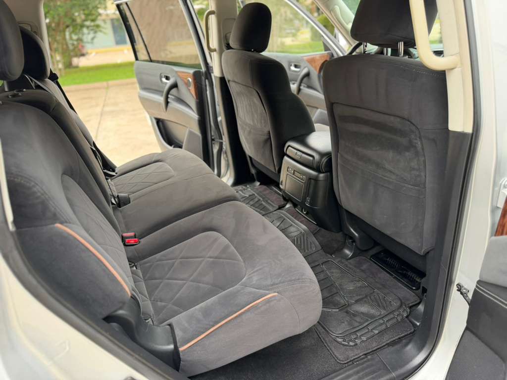 2020 Nissan Armada Image 19