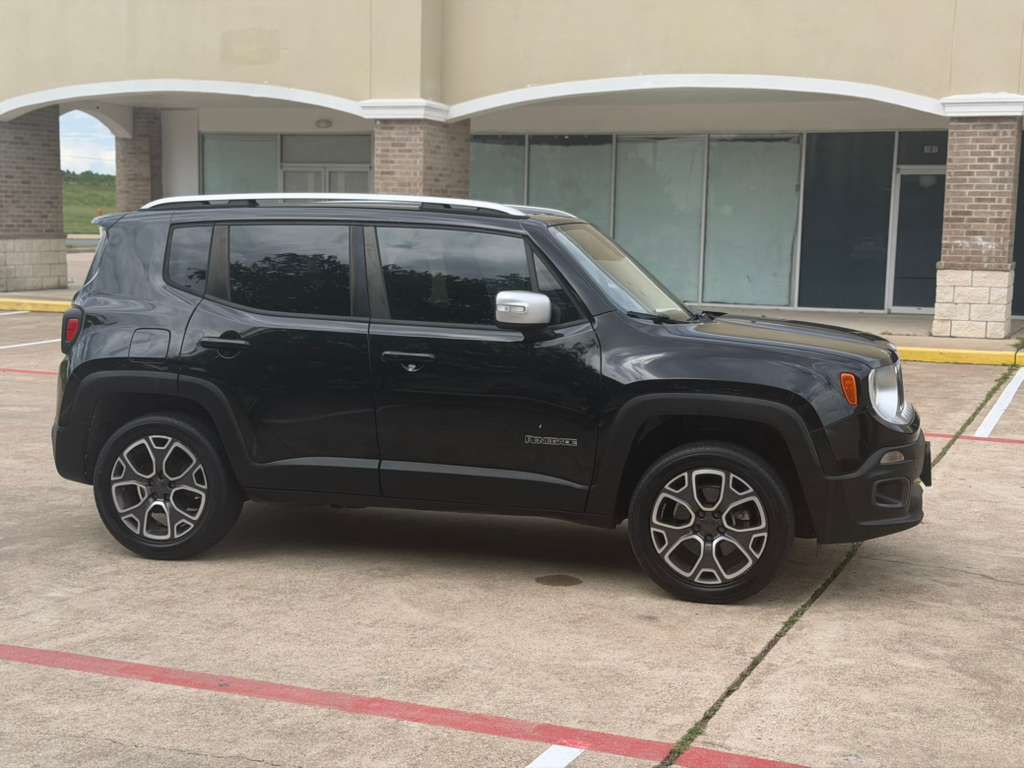 2015 Jeep Renegade Image 4