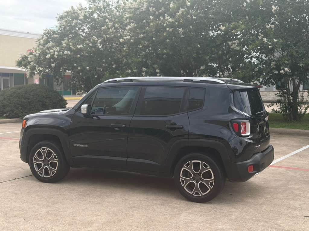 2015 Jeep Renegade Image 8