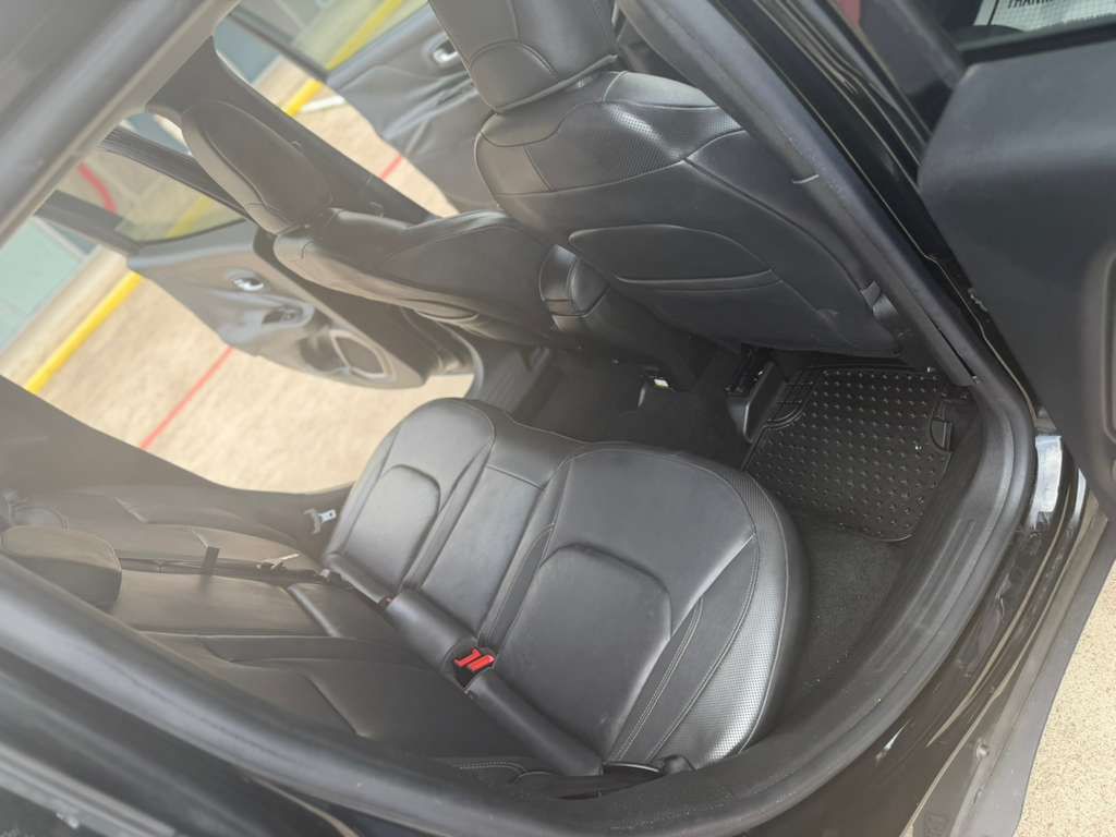 2015 Jeep Renegade Image 10