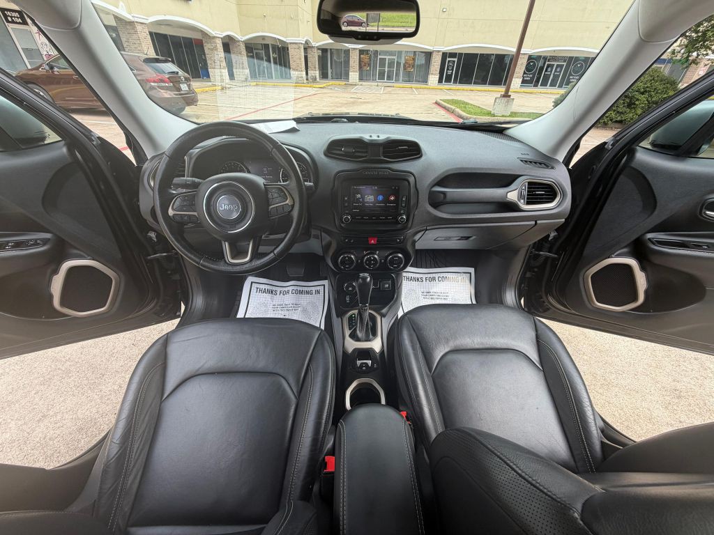 2015 Jeep Renegade Image 17