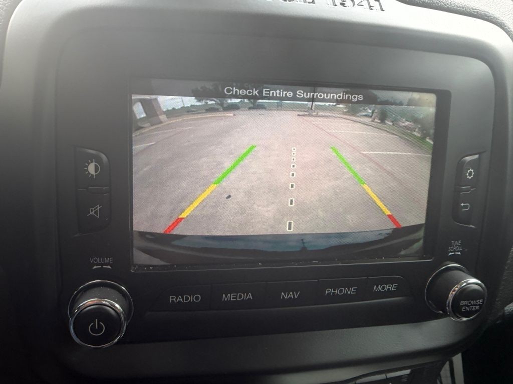 2015 Jeep Renegade Image 18