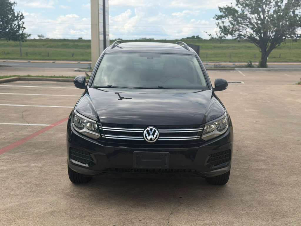 2016 Volkswagen Tiguan Image 2