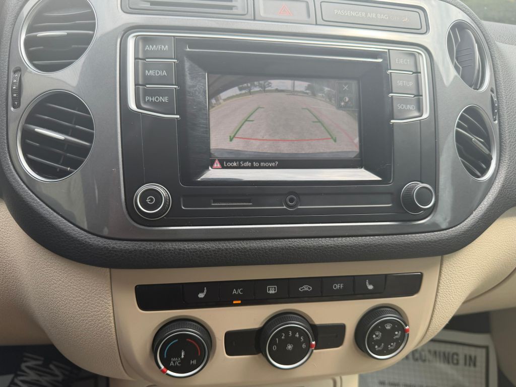 2016 Volkswagen Tiguan Image 19