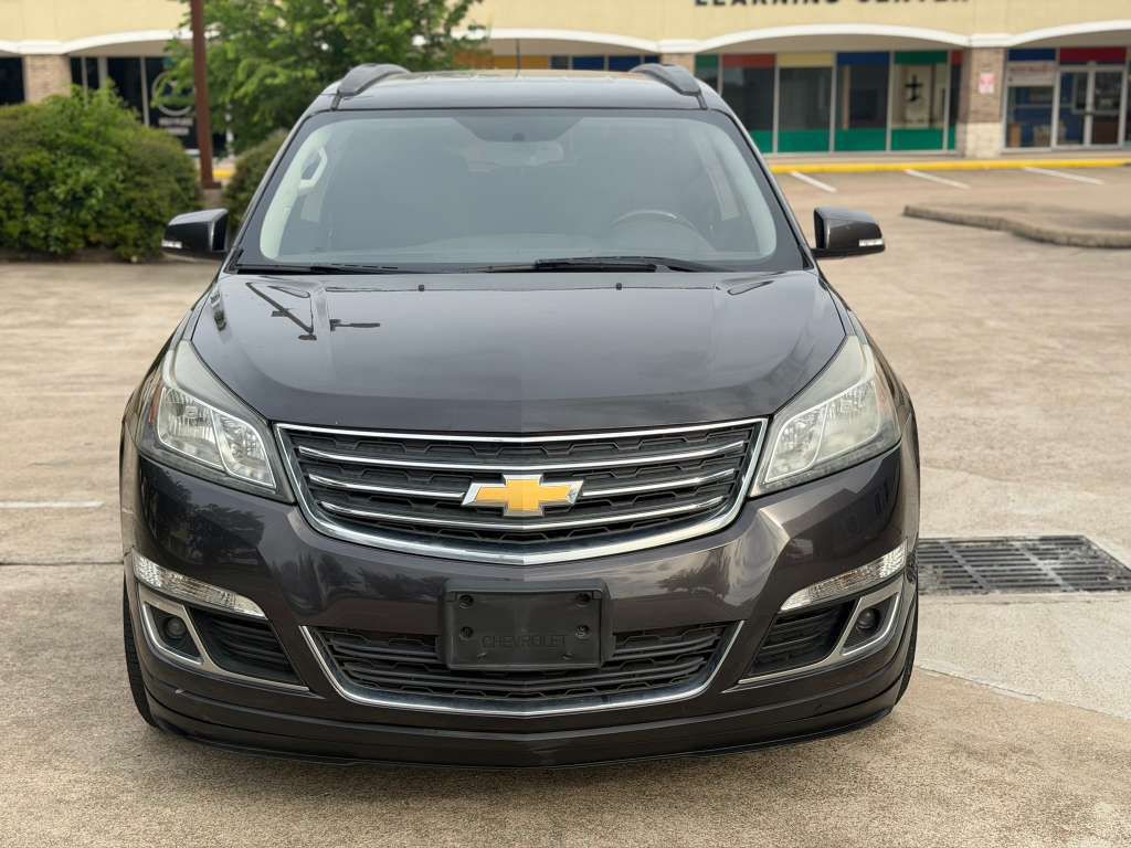 2017 Chevrolet Traverse Image 3