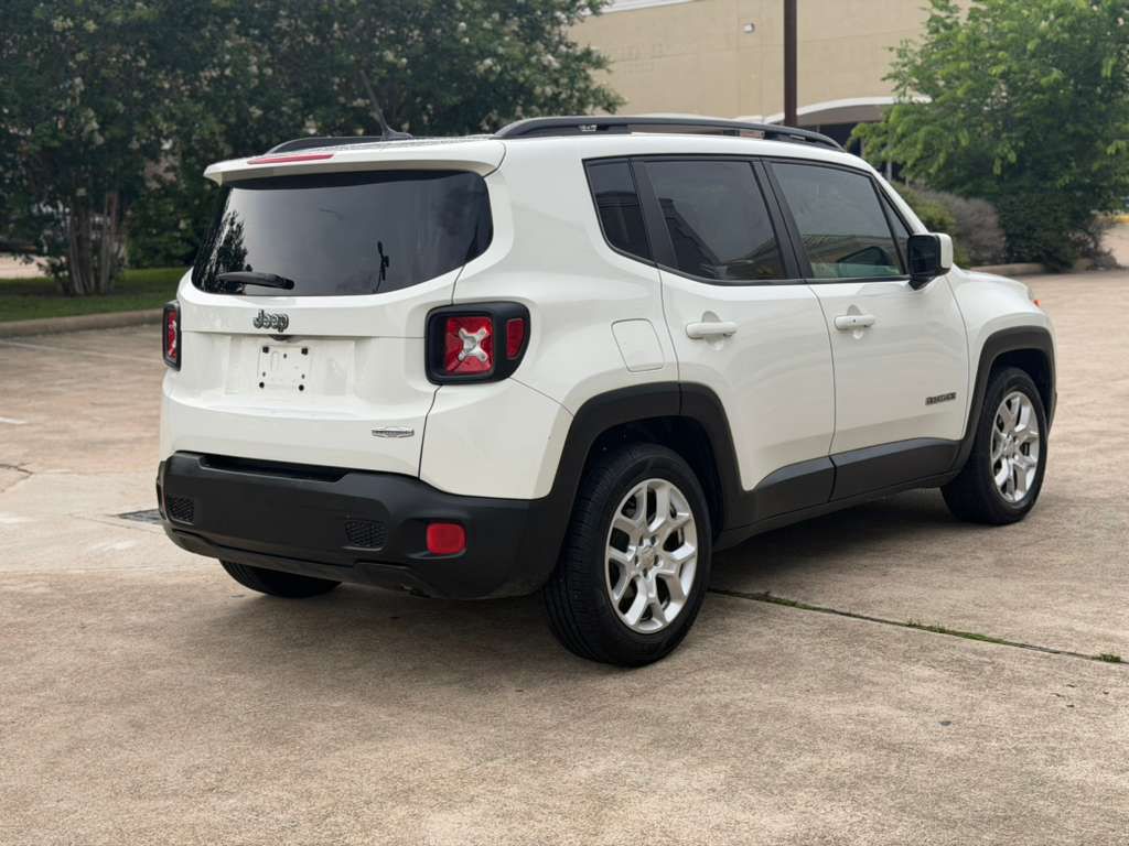 2017 Jeep Renegade Image 2