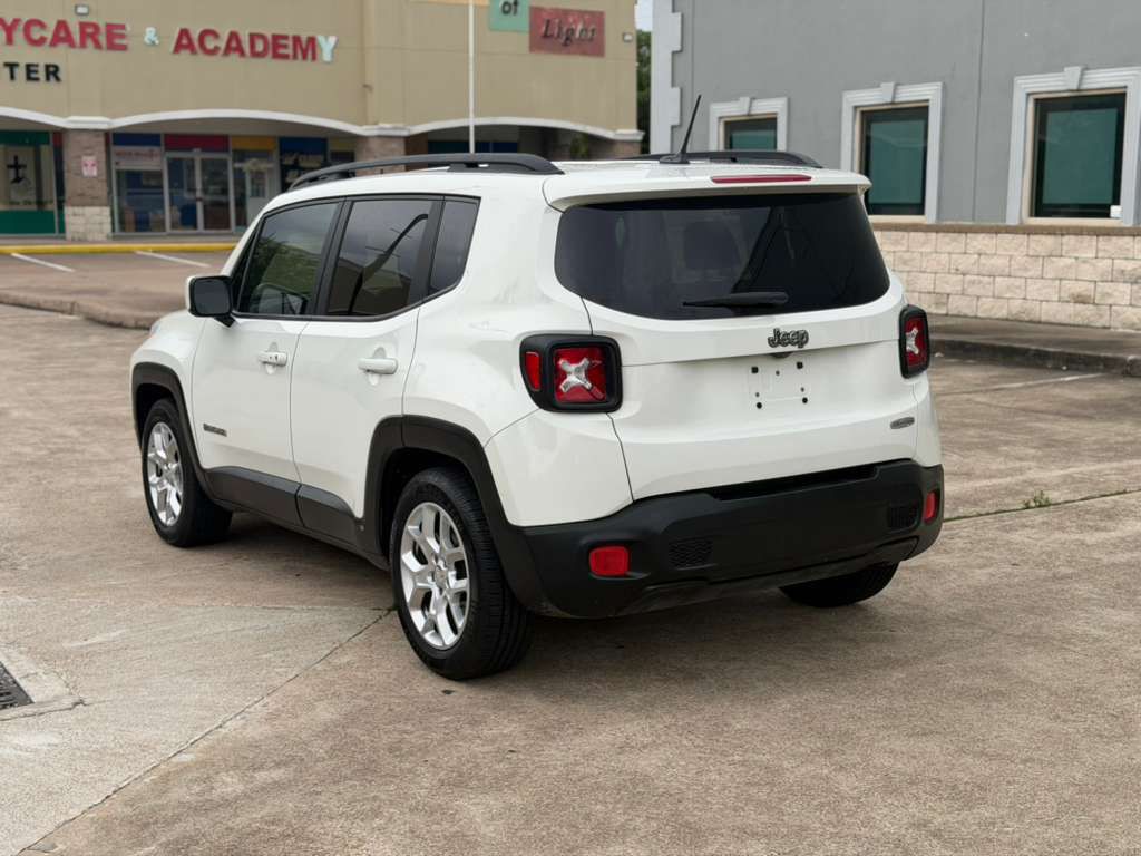 2017 Jeep Renegade Image 3