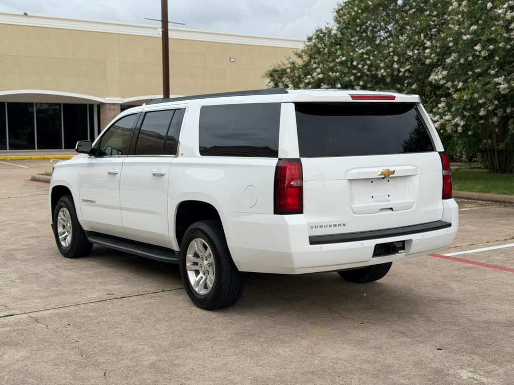 2019 Chevrolet Suburban Image 8