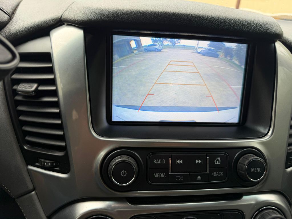 2019 Chevrolet Suburban Image 19