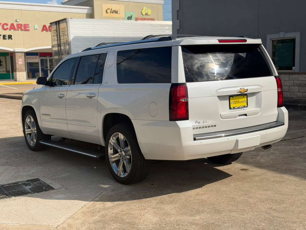 2016 Chevrolet Suburban Image 8