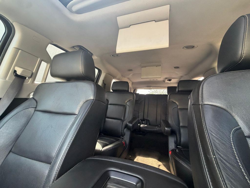 2016 Chevrolet Suburban Image 25