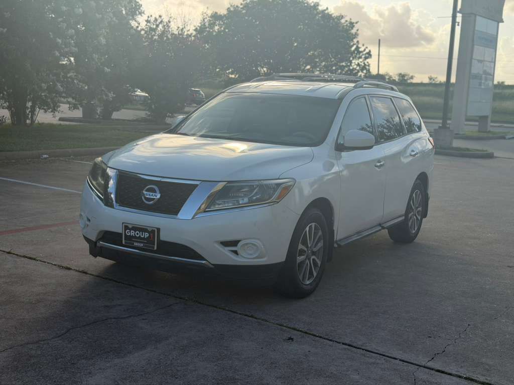2014 Nissan Pathfinder Image 1