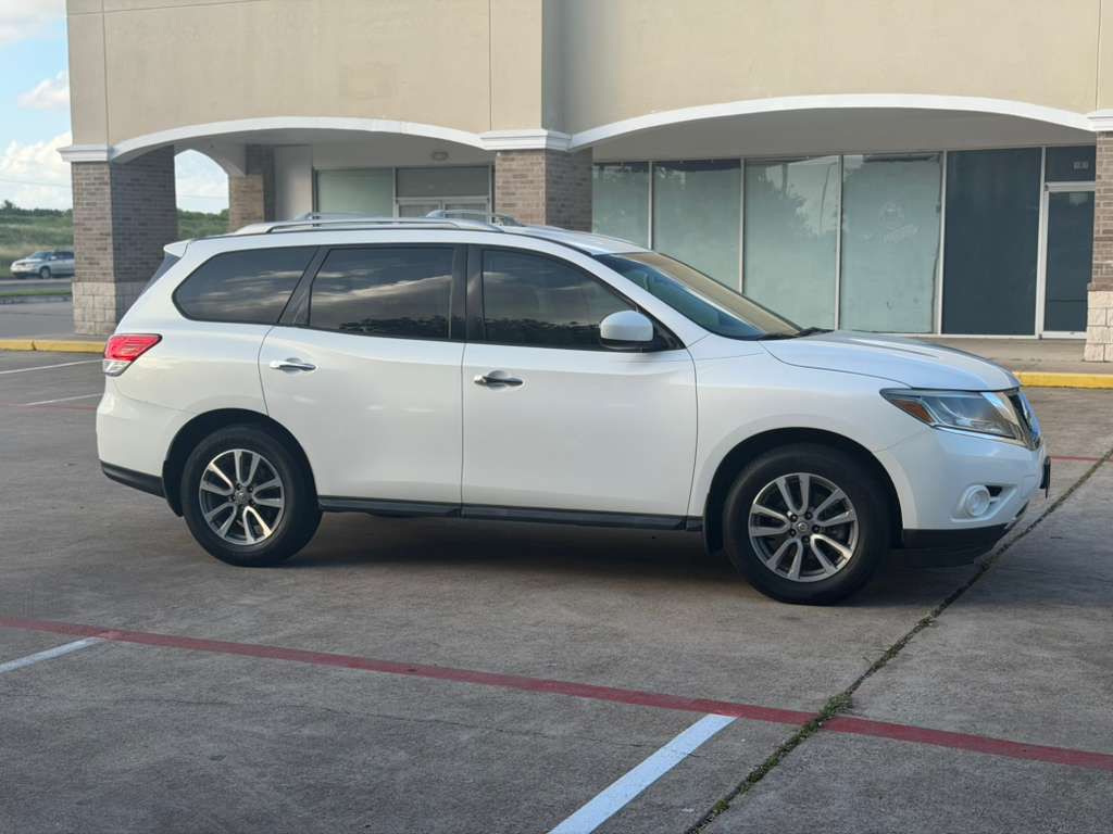 2014 Nissan Pathfinder Image 4