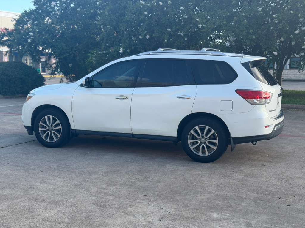 2014 Nissan Pathfinder Image 9