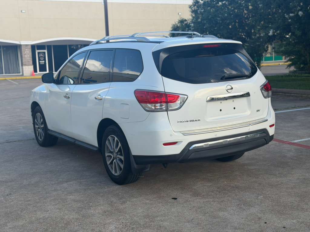 2014 Nissan Pathfinder Image 10