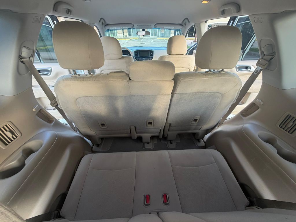 2014 Nissan Pathfinder Image 15