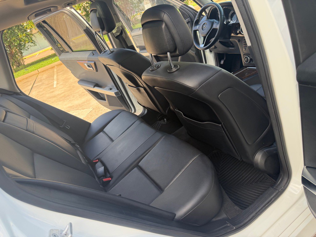 2014 Mercedes-Benz GLK-Class Image 14