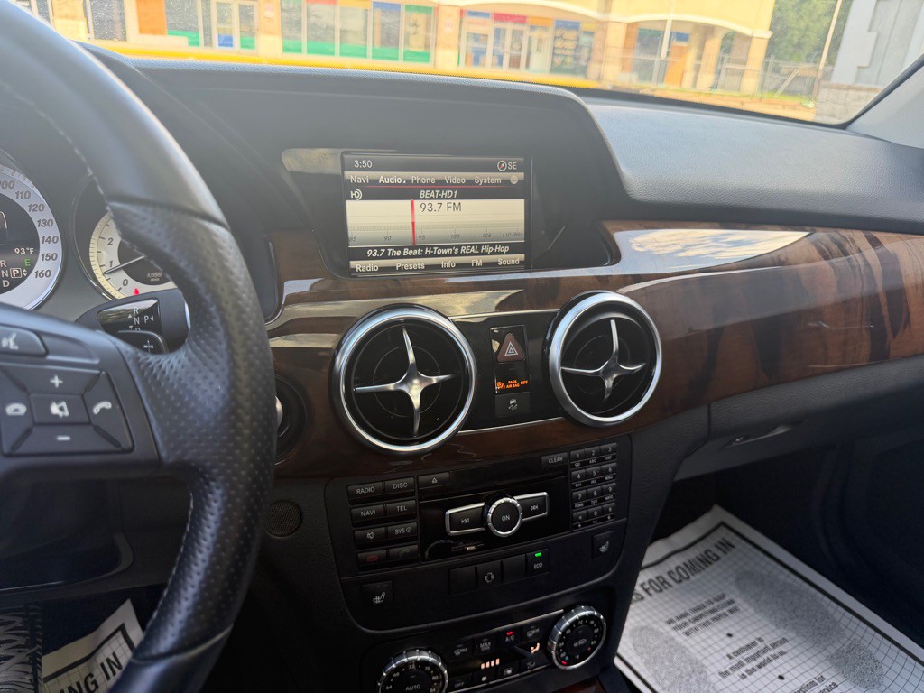 2014 Mercedes-Benz GLK-Class Image 18