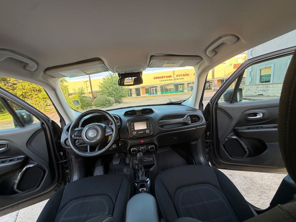 2016 Jeep Renegade Image 15