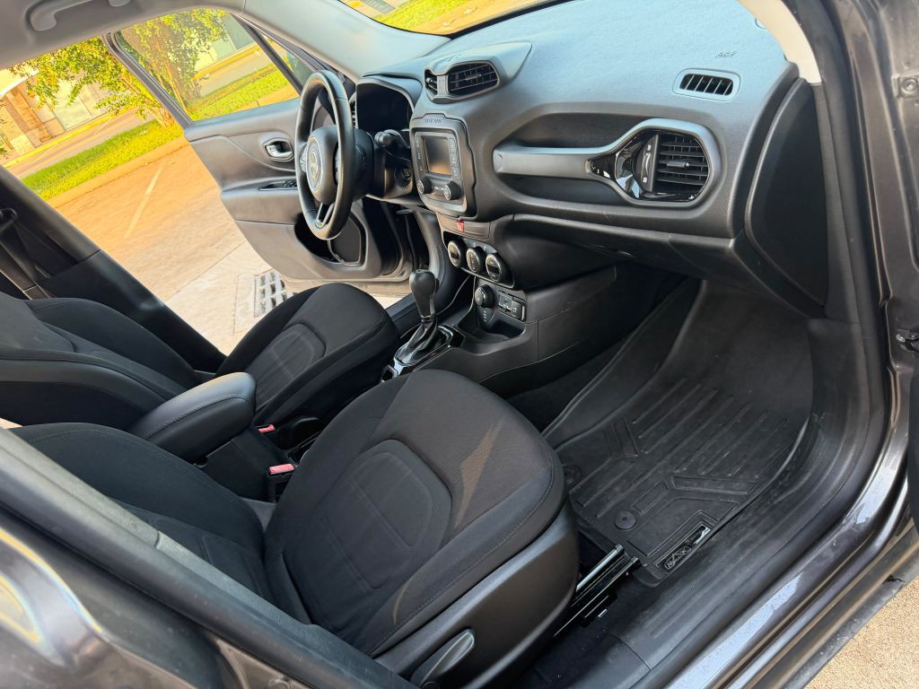 2016 Jeep Renegade Image 17