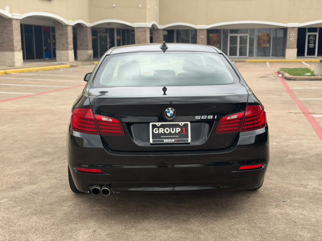 2015 BMW 5 Series Image 5