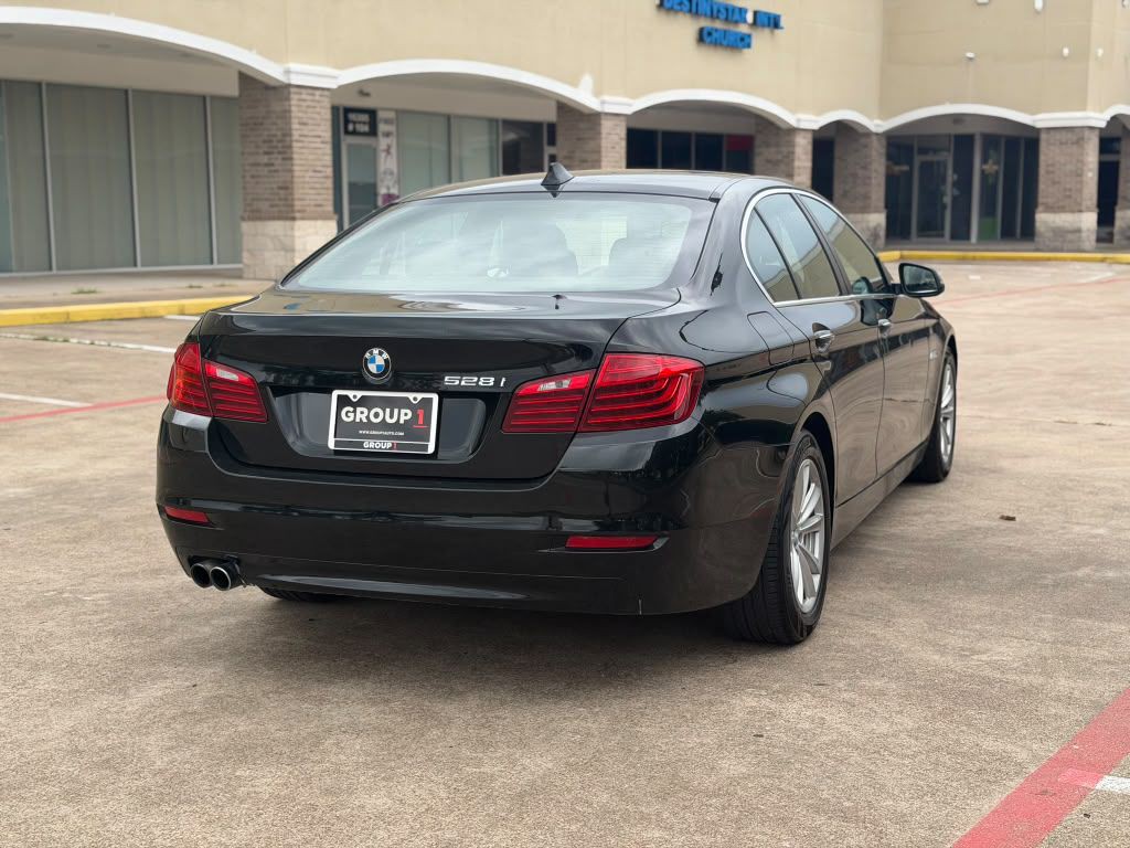 2015 BMW 5 Series Image 7