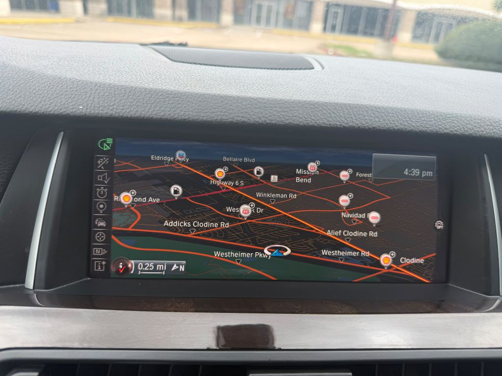 2015 BMW 5 Series Image 17