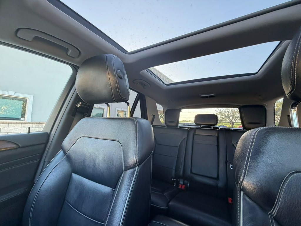 2012 Mercedes-Benz M-Class Image 22