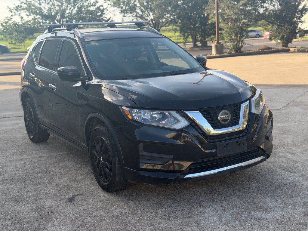 2018 Nissan Rogue Image 3