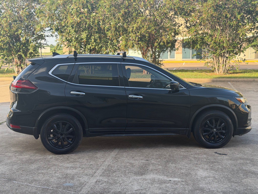 2018 Nissan Rogue Image 5