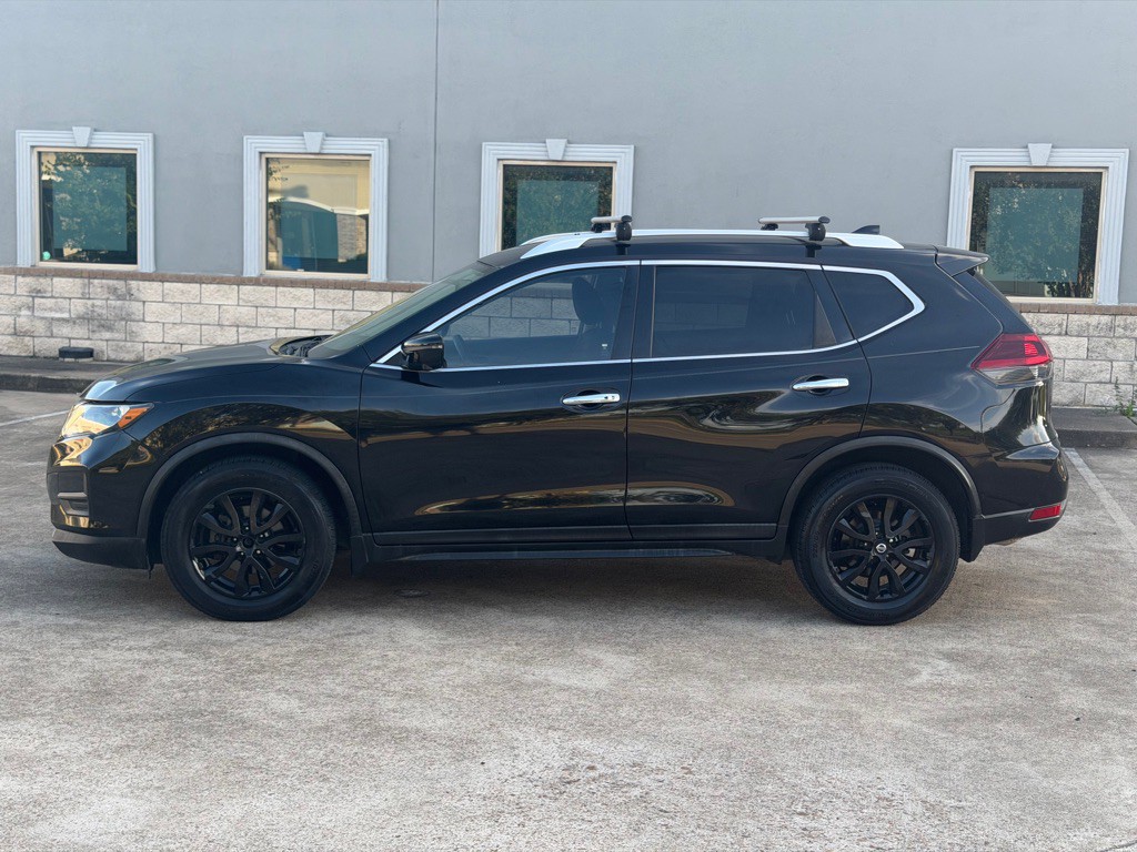 2018 Nissan Rogue Image 10