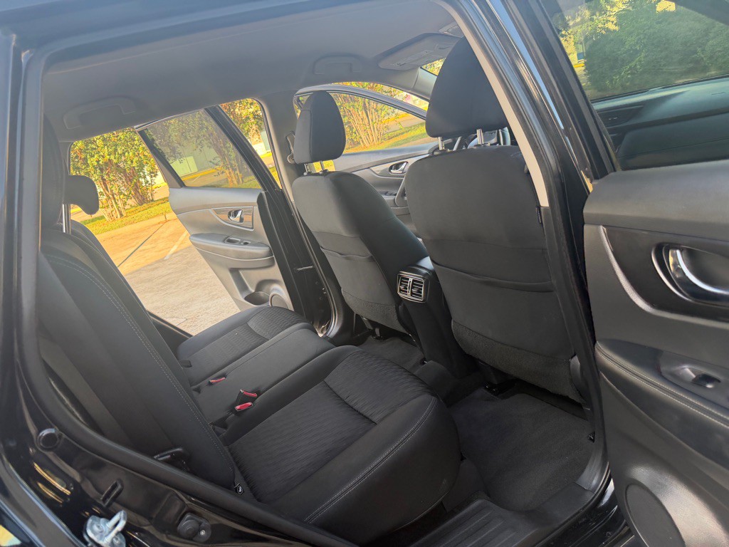 2018 Nissan Rogue Image 14