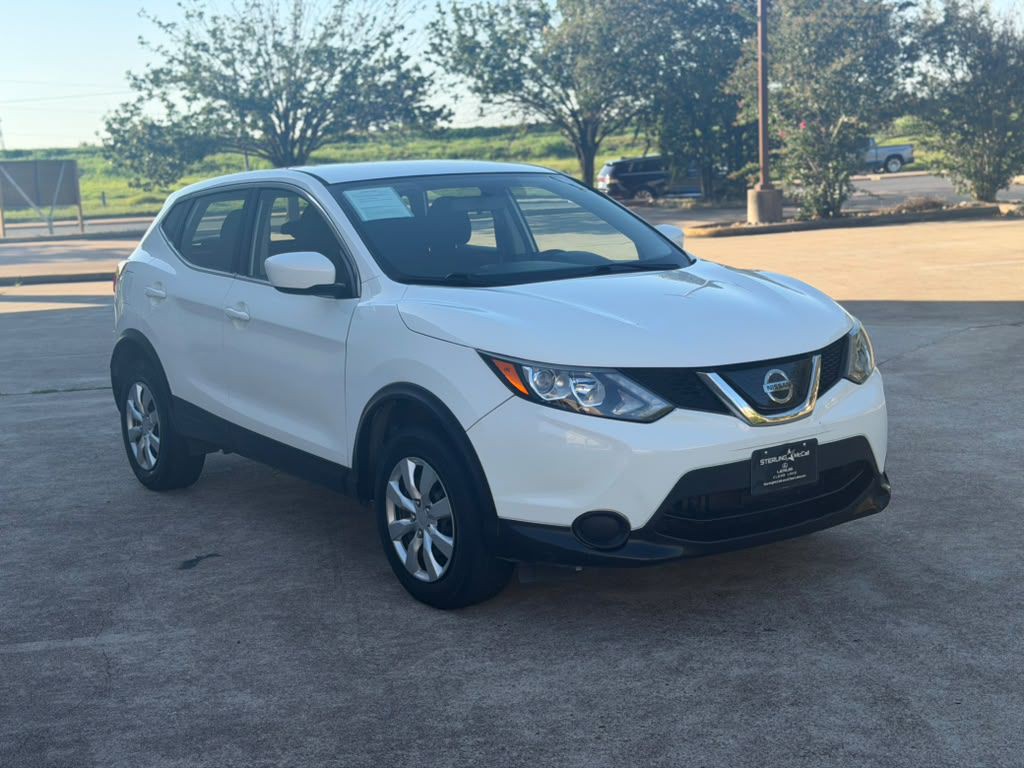 2019 Nissan Rogue Image 3