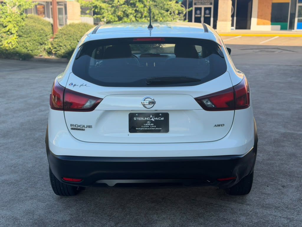 2019 Nissan Rogue Image 5