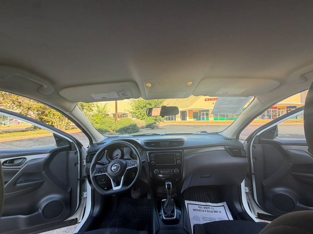 2019 Nissan Rogue Image 15