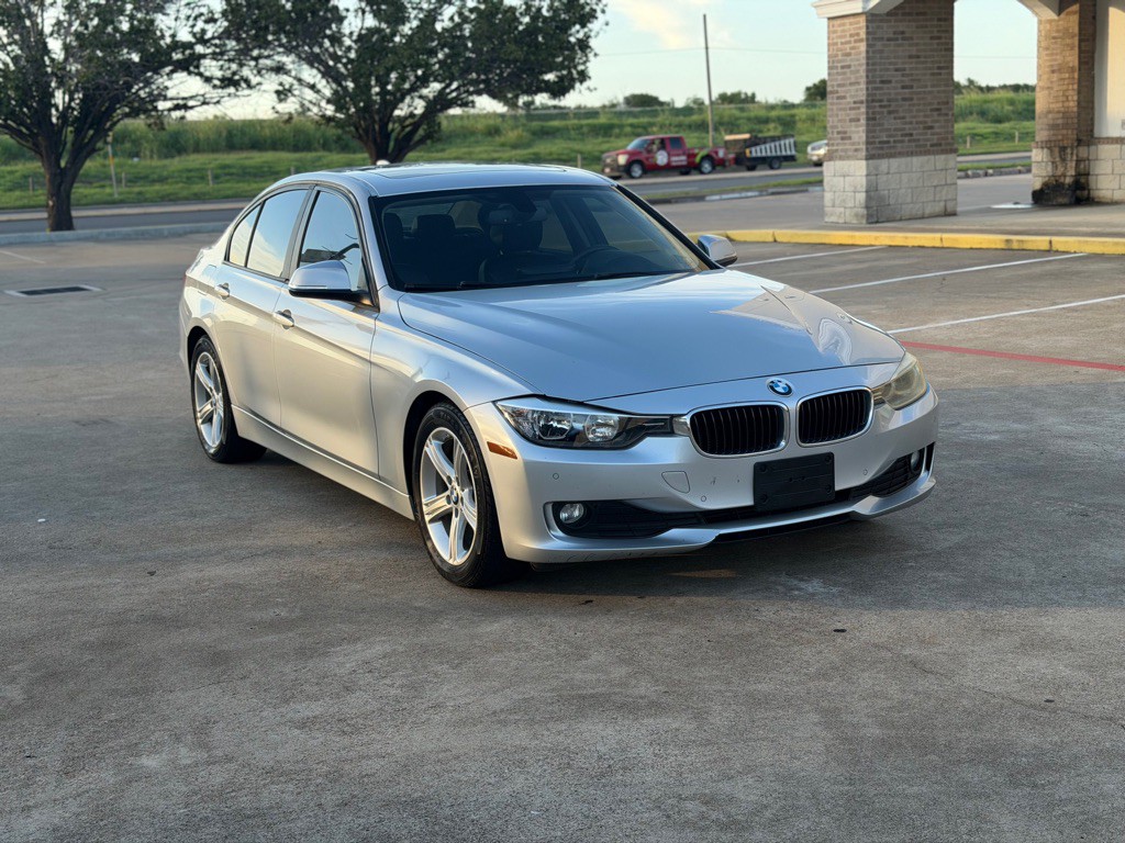 2014 BMW 3 Series Image 3