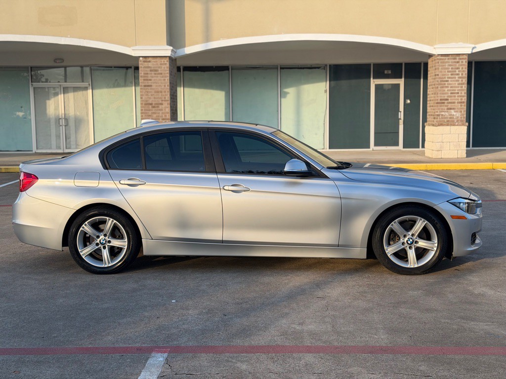 2014 BMW 3 Series Image 5