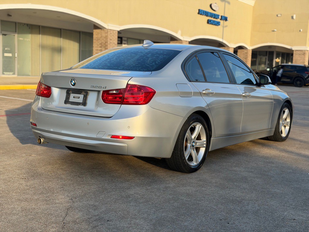 2014 BMW 3 Series Image 7