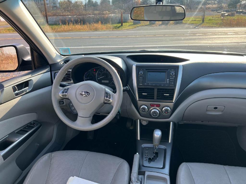 2012 Subaru Forester Image 10