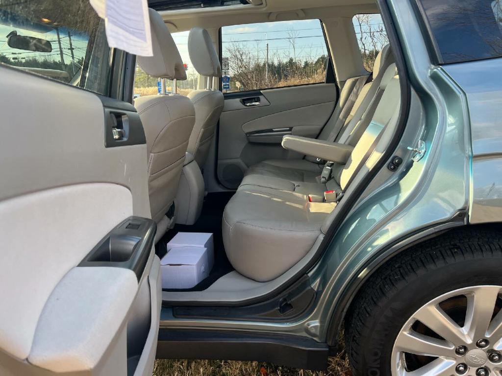 2012 Subaru Forester Image 16