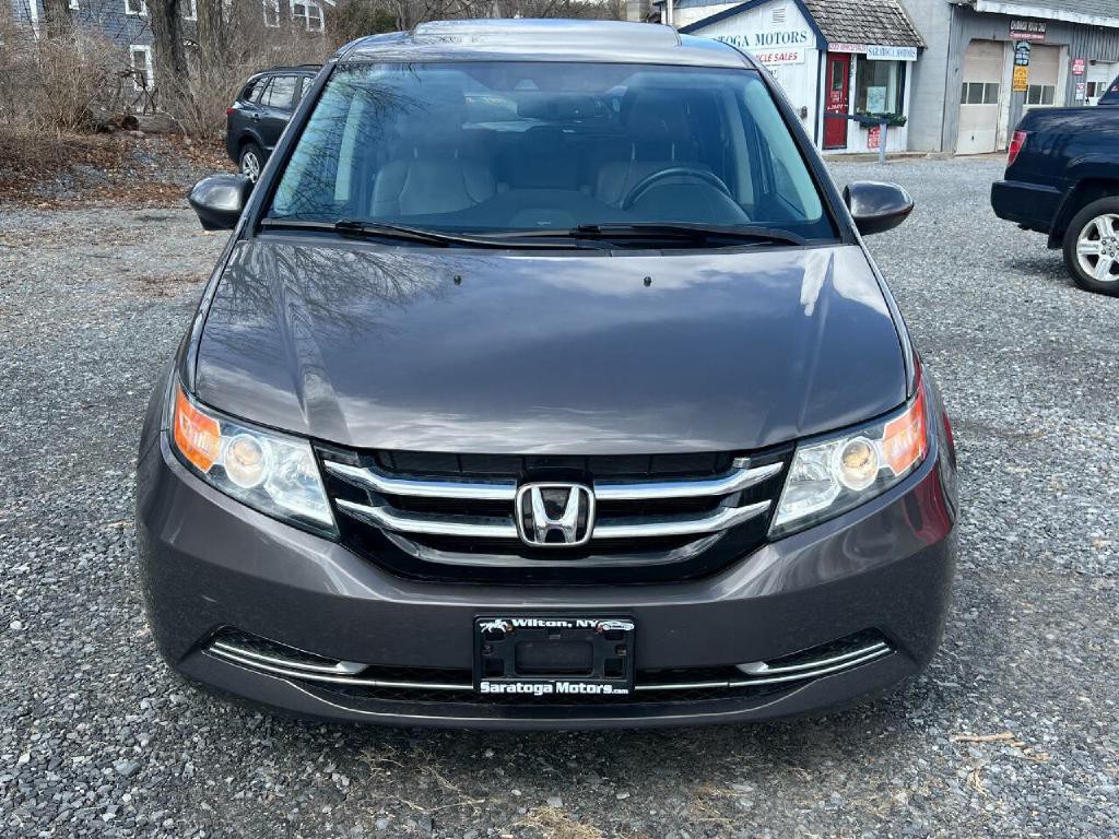 2015 Honda Odyssey Image 2