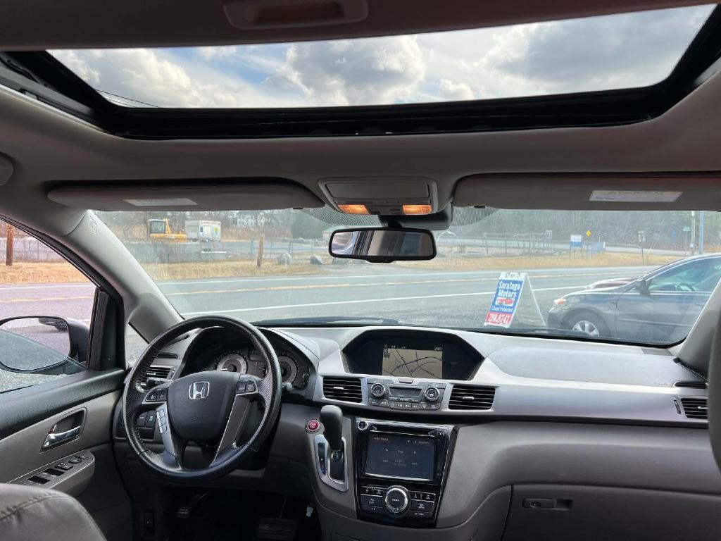 2015 Honda Odyssey Image 10