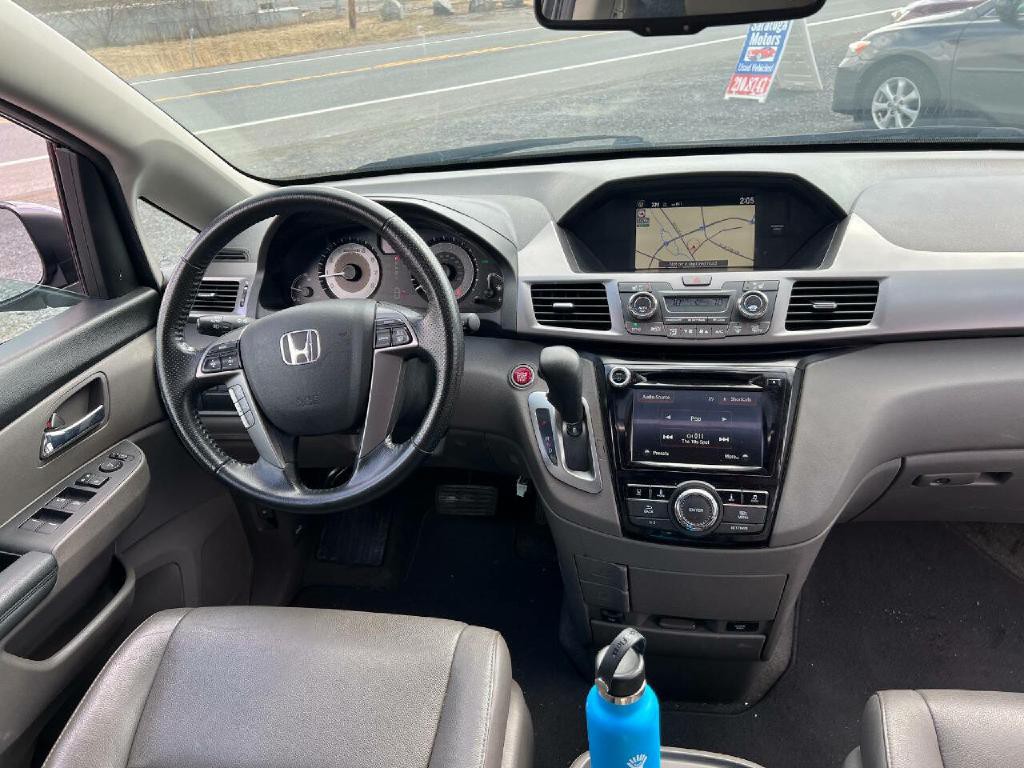2015 Honda Odyssey Image 11