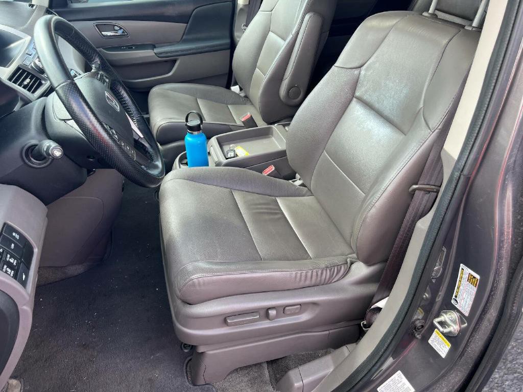 2015 Honda Odyssey Image 14