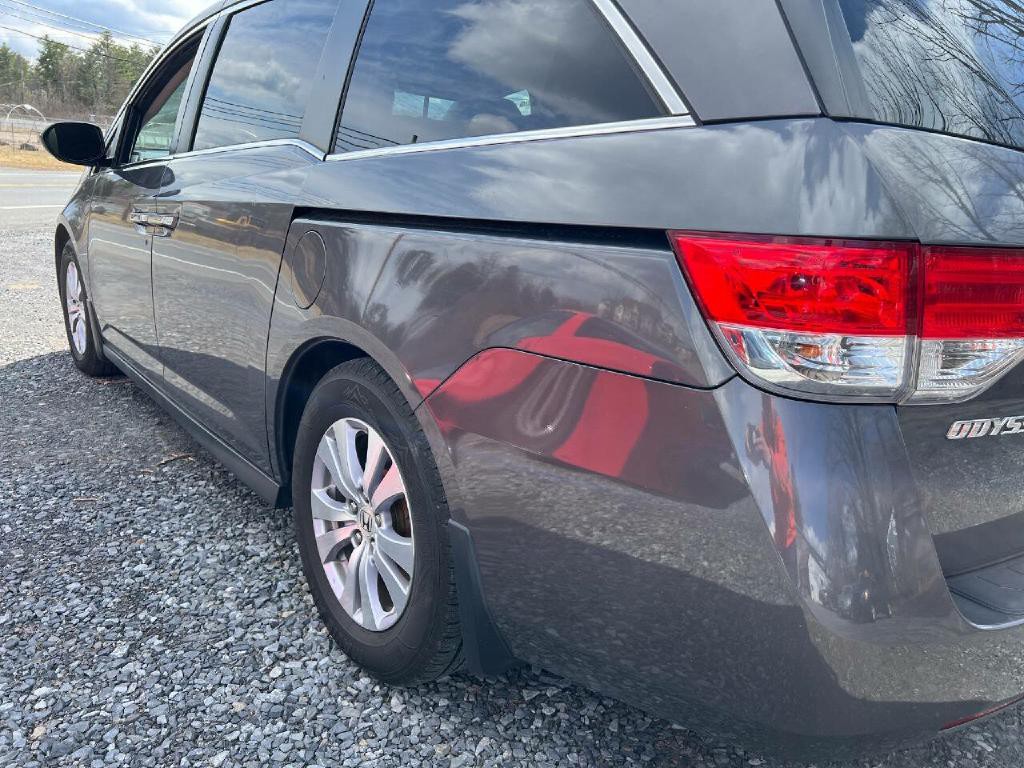 2015 Honda Odyssey Image 30