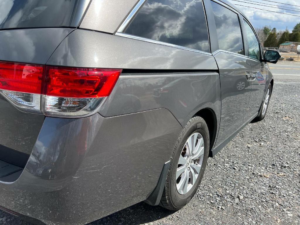 2015 Honda Odyssey Image 31