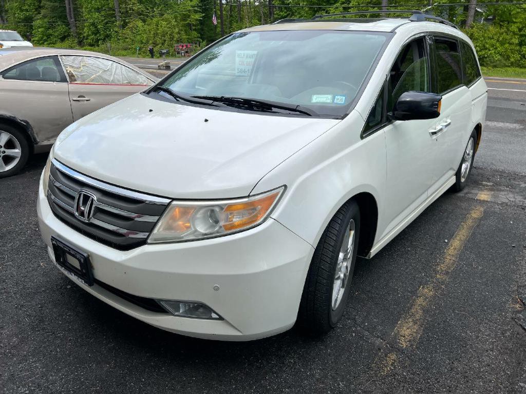 2013 Honda Odyssey Image 1